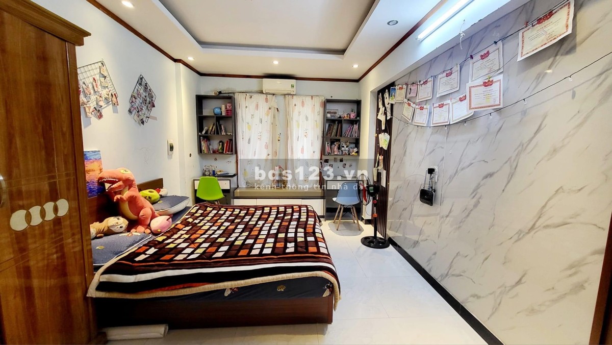 Bán nhà riêng Vĩnh Hưng, diện tích 30m2, kết cầu 6 tầng lầu