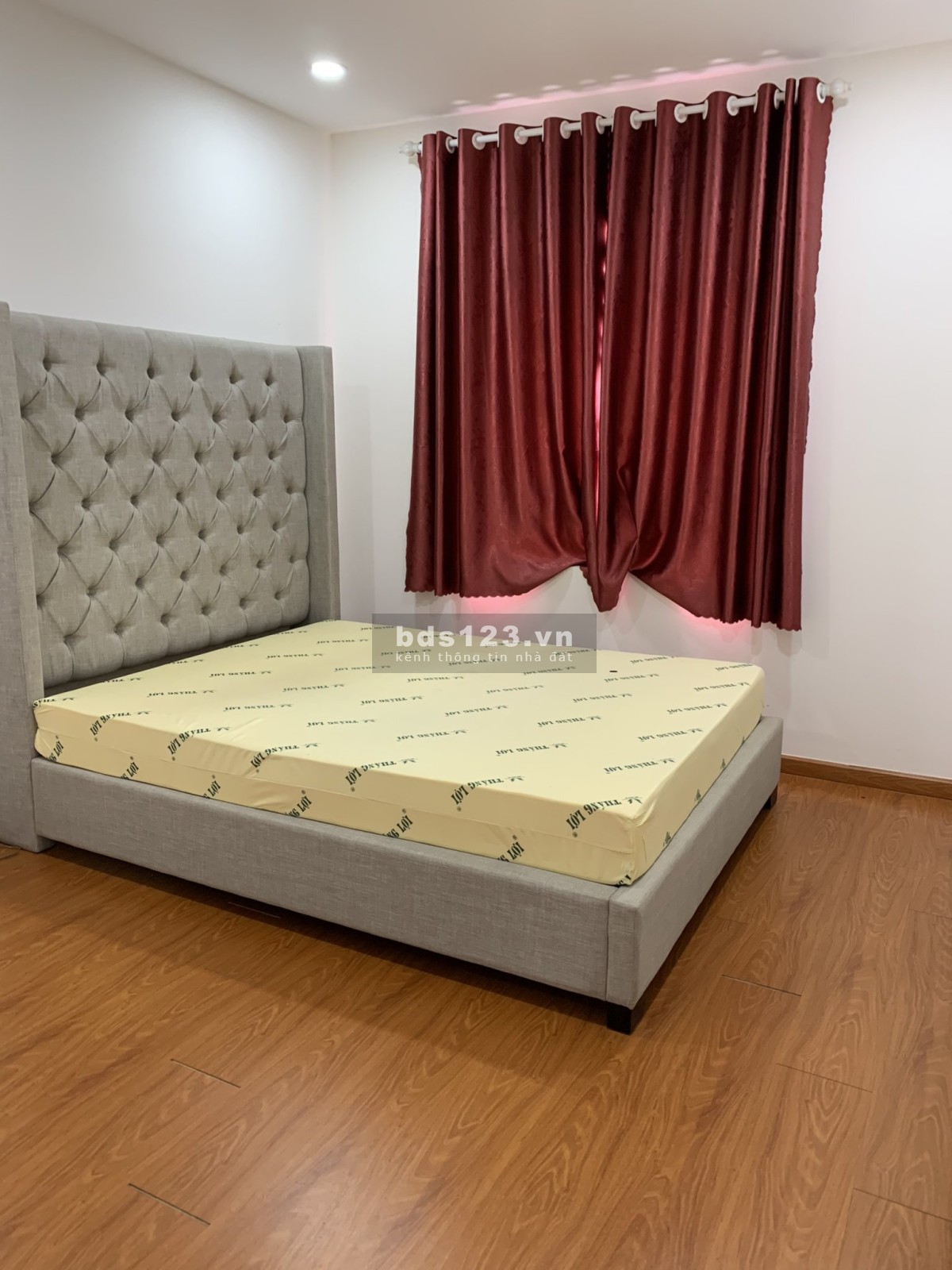 Bán căn hộ đã có sổ giá 1,750 tỷ. Tặng nội thất - DT 72m2 - Vay được tất cả ngân hàng 1,2 tỷ