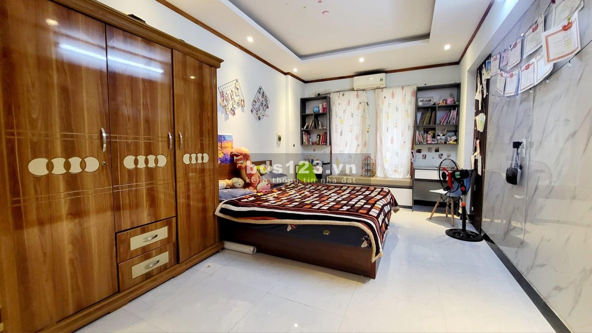 Bán nhà riêng Vĩnh Hưng, diện tích 30m2, kết cầu 6 tầng lầu