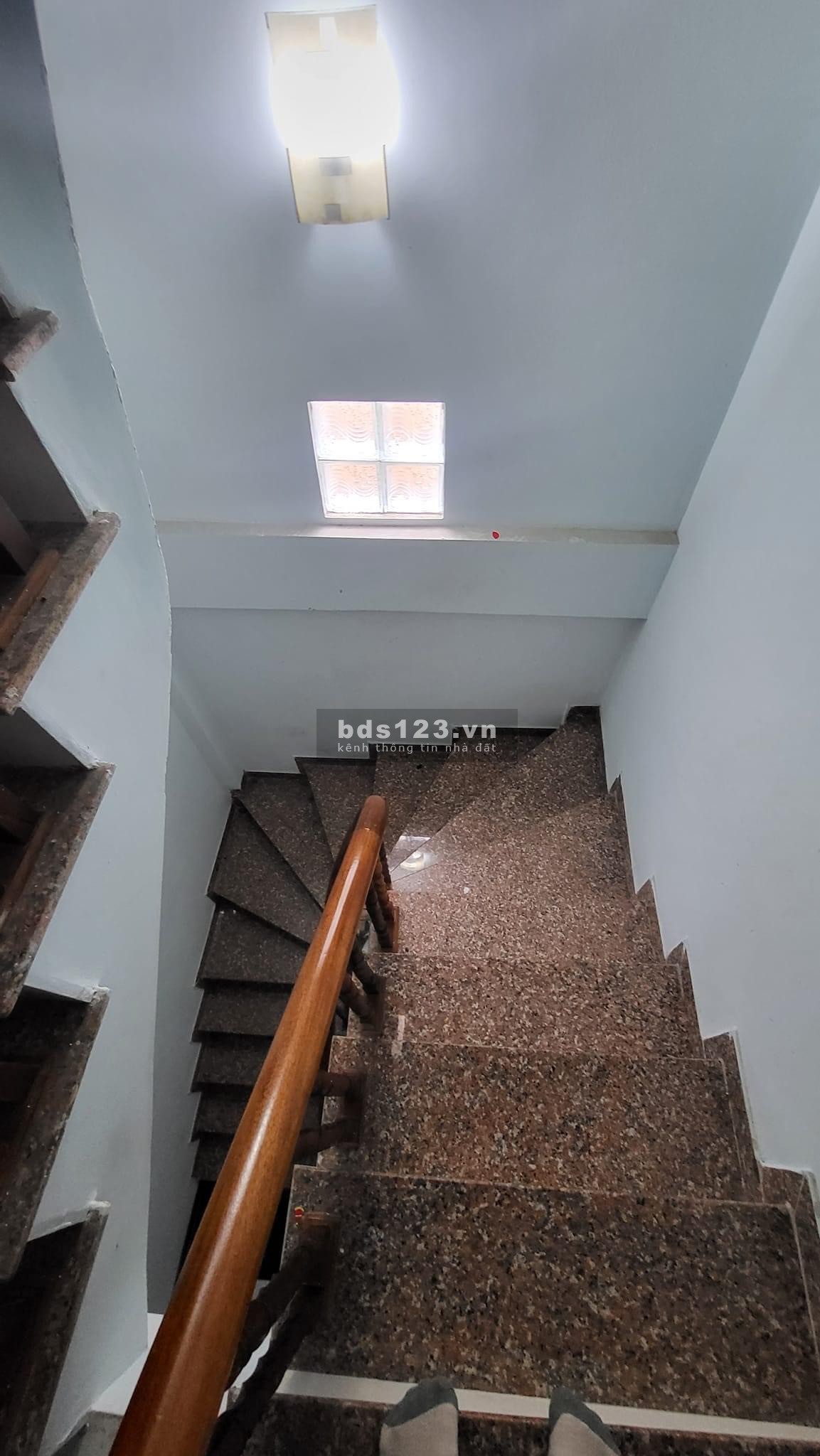 Bán nhà riêng Vĩnh Hưng, diện tích 30m2, kết cầu 6 tầng lầu
