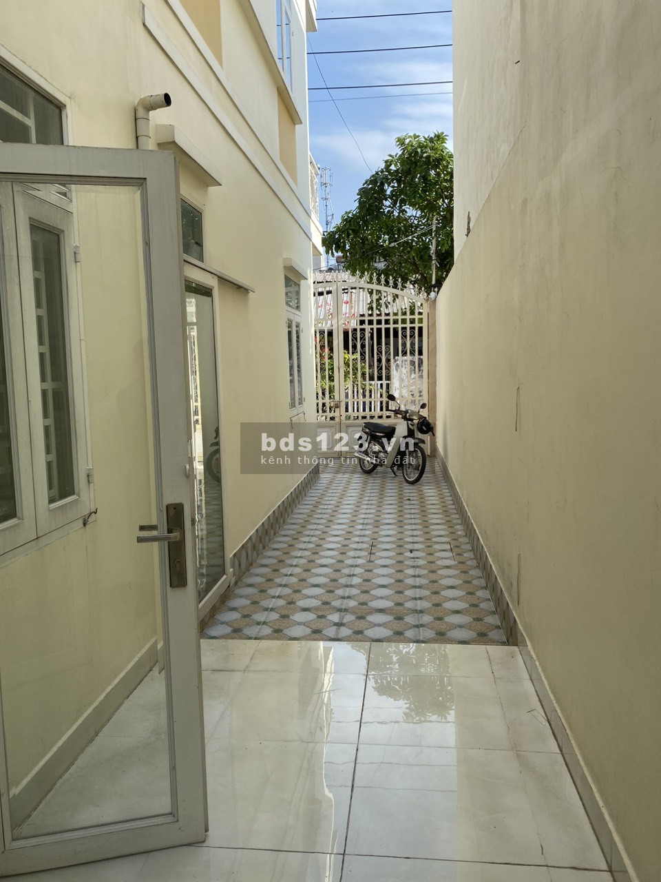 Bán nhà riêng 2 lầu mới, thông thoáng trên đường số 6, HBP, Thủ Đức, DT 63m2, giá 4,67 tỷ