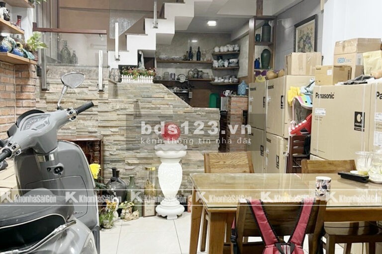 Bán Đất Ở Đây Không Ngộp Thì Không Ở Đâu Ngộp