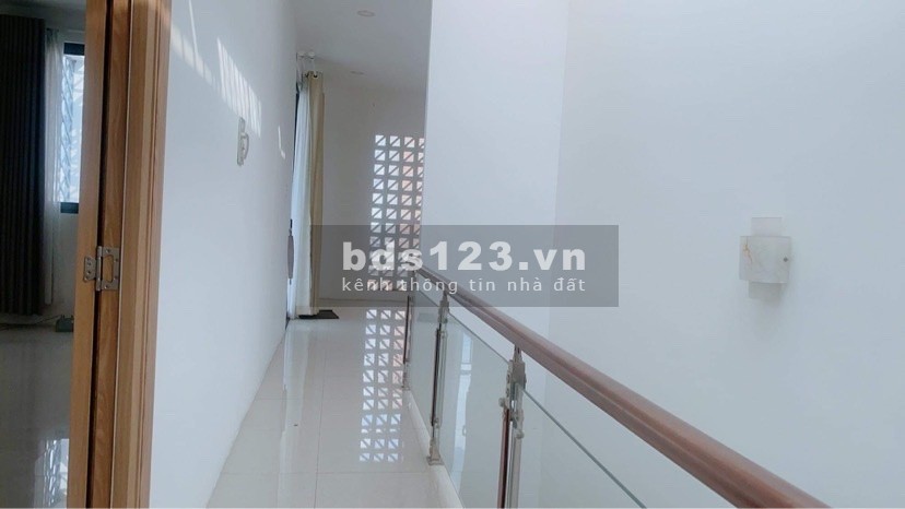 Chỉ 4 Tỷ Nhỉnh Có Ngay Nhà HXH Hiệp Bình Phước, Thủ Đức. 68m2(3Tầng,4PN) Kế Vạn Phúc City.