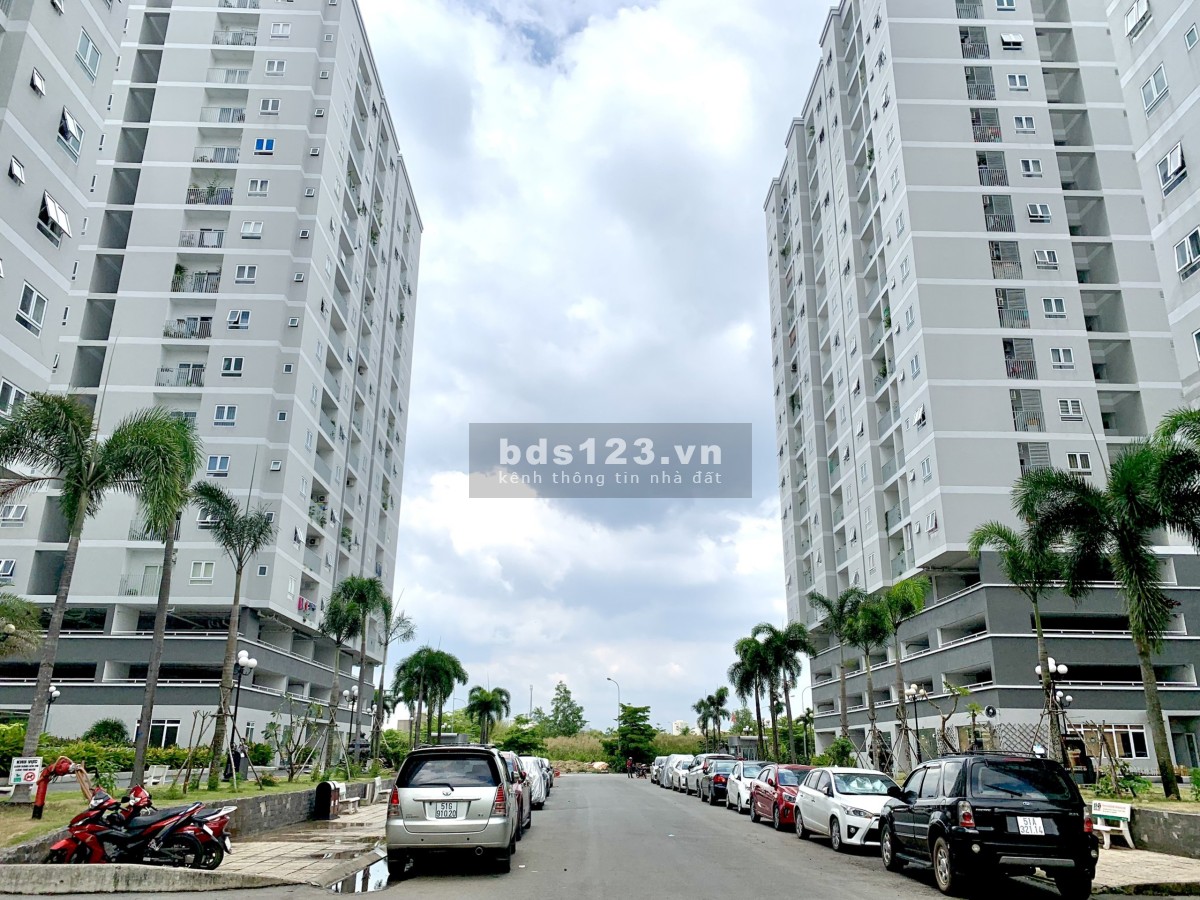 Bán căn hộ đã có sổ giá 1,750 tỷ. Tặng nội thất - DT 72m2 - Vay được tất cả ngân hàng 1,2 tỷ