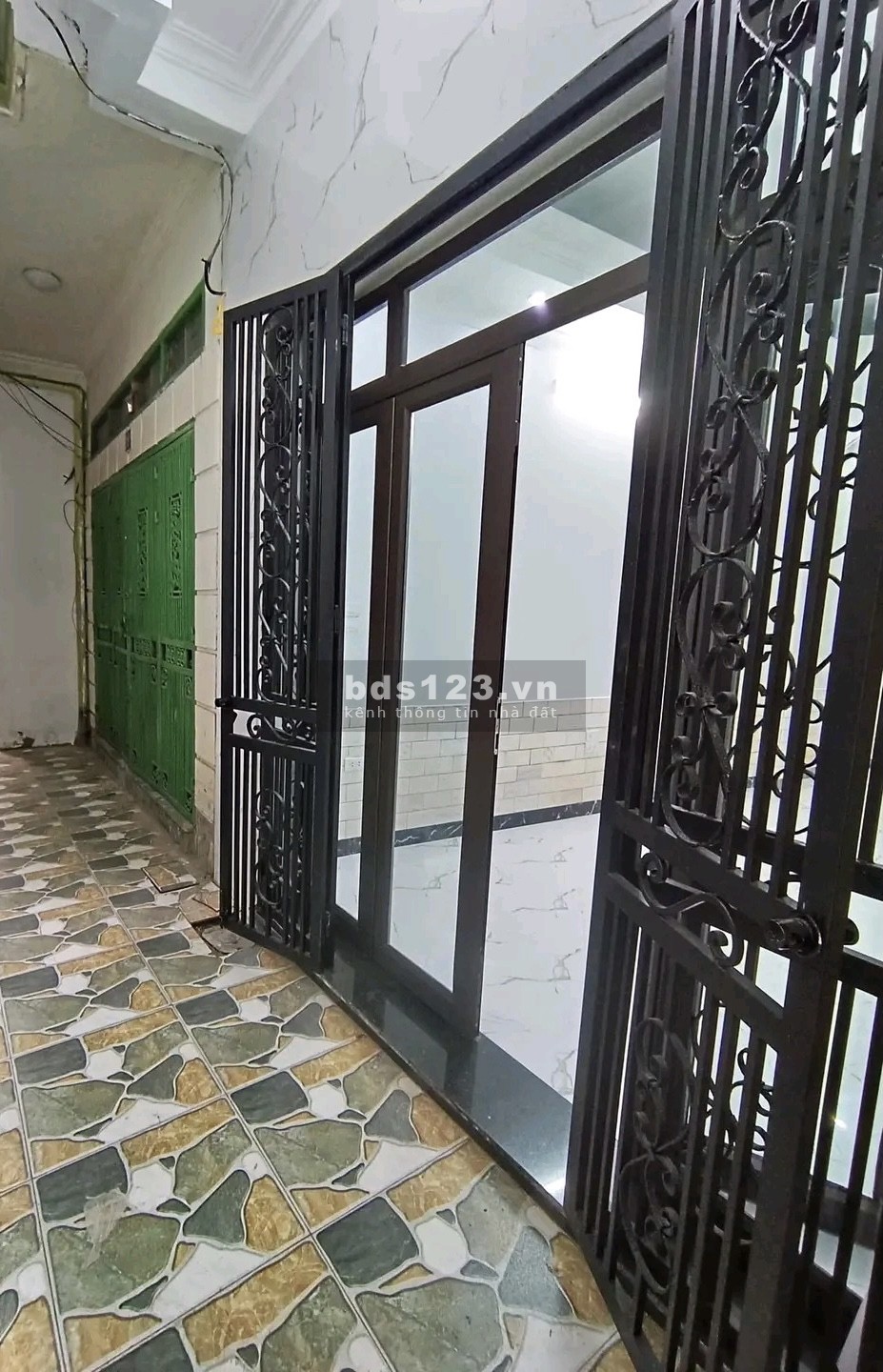 Bán nhà riêng hàng hiếm tại nhà phố Trưởng Định - 38m2 - 5 tầng - 3.3 tỷ - mới 100%