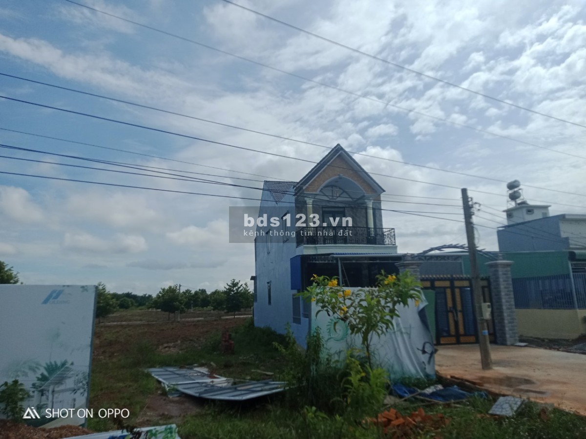 Bán đất 144m2 full thổ tại phường Tiến Thành, đường nhựa 17m, giá thấp hơn khu vực 15%