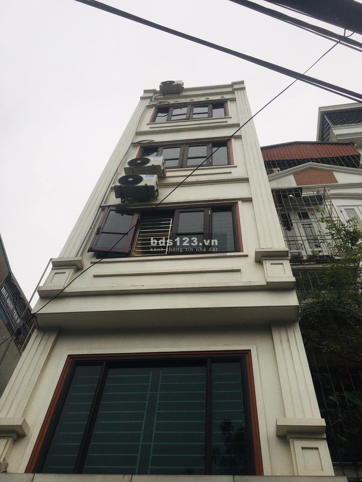 Cực hot!! Siêu phẩm Lê Thanh Nghị, ngõ rộng thông tứ tung, 30m2, chỉ hơn 3 tỷ