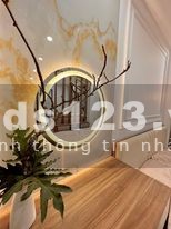 Bán Nhà đẹp 6TẦNG ven hồ Tây Hồ, kinh doanh,oto vào 8 tỷ.