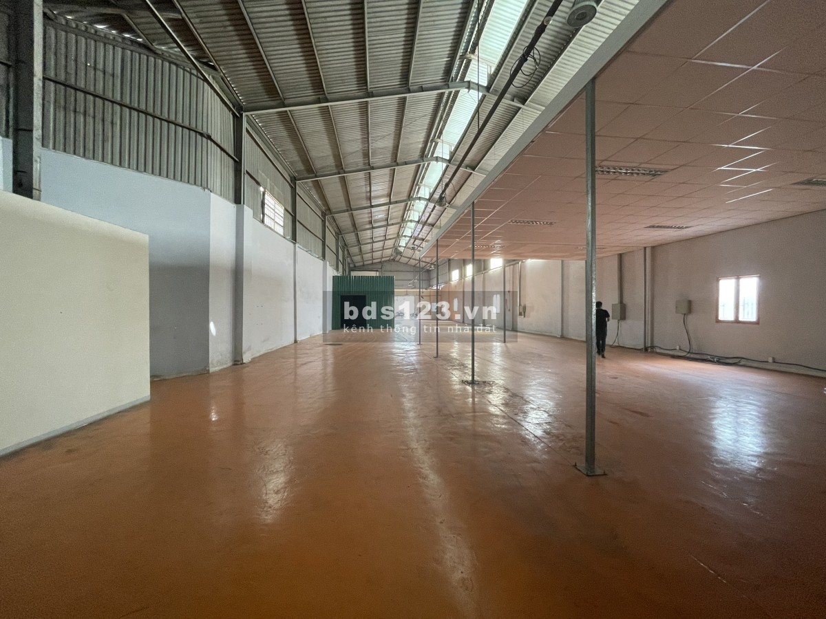 Cho thuê 1000m2 kho Hoàng Hữu Nam, Long Thạnh Mỹ, Quận 9, dt 1.000m², giá chỉ 85 triệu/tháng