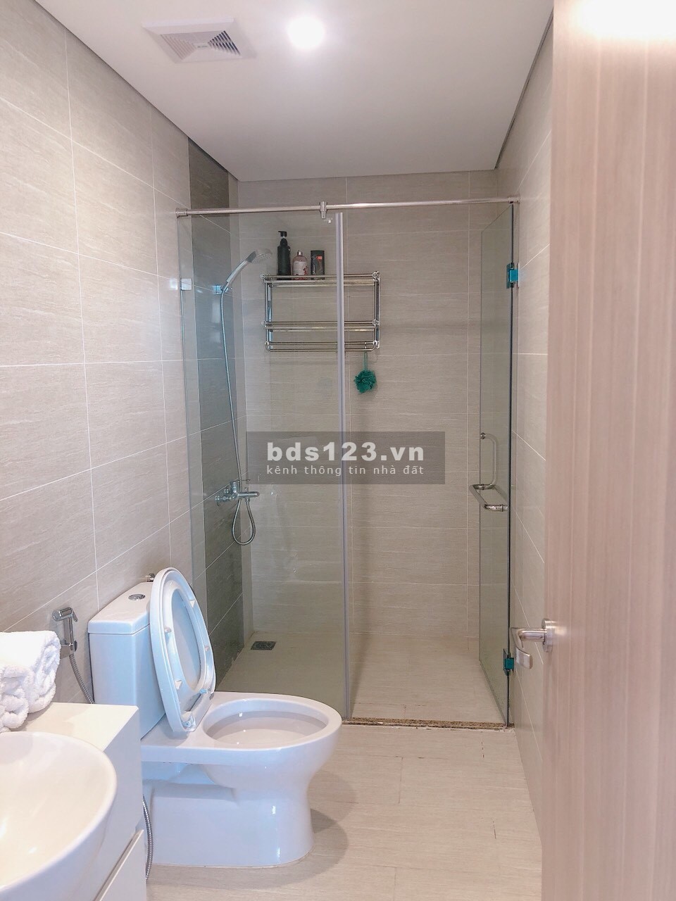 Cần tiền bán nhanh căn 2PN , 2VS chỉ 1TỶ 700 TR (full nội thất ) tại Vinhomes Ocean Park