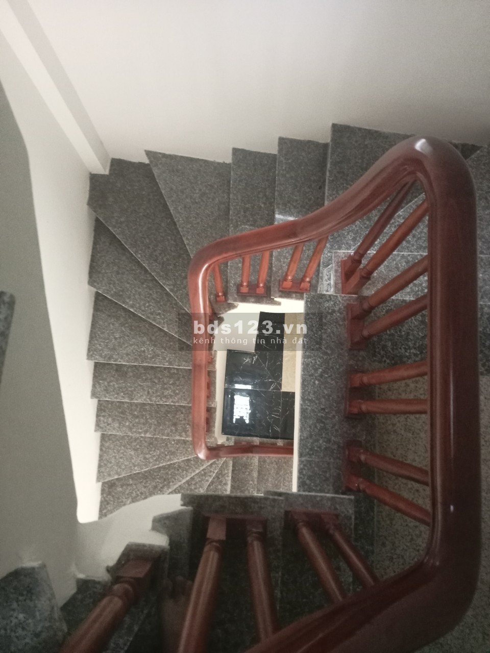 Nhà đẹp 4 tầng x37m 2 mặt thoáng oto vào, full nội thất Biên Giang giá chỉ 2,48 tỷ.