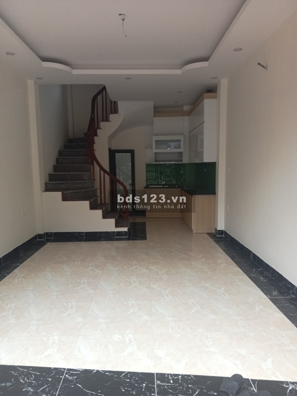 Nhà đẹp 4 tầng x37m 2 mặt thoáng oto vào, full nội thất Biên Giang giá chỉ 2,48 tỷ.