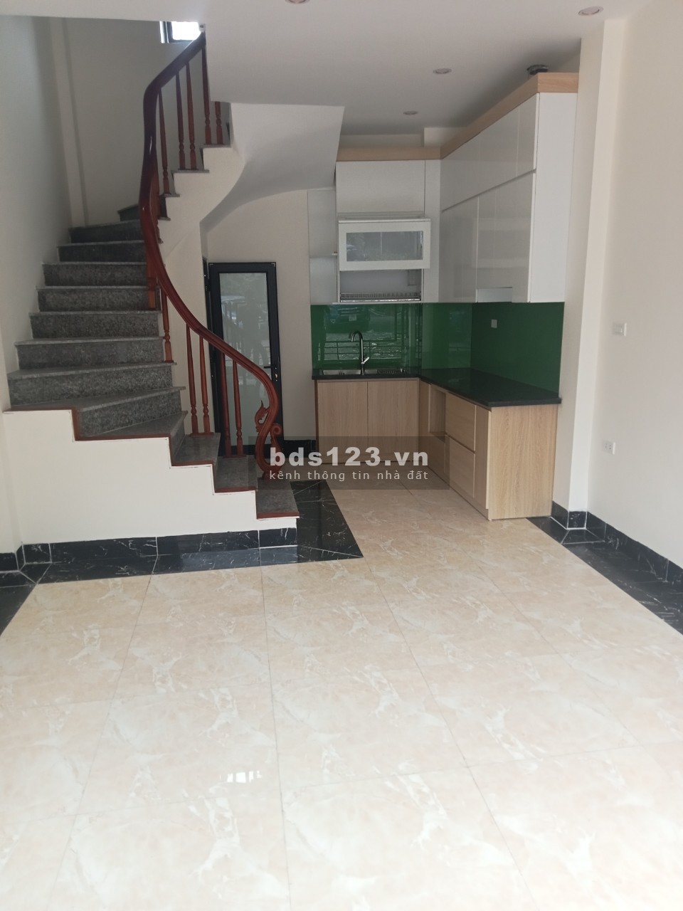 Nhà đẹp 4 tầng x37m 2 mặt thoáng oto vào, full nội thất Biên Giang giá chỉ 2,48 tỷ.