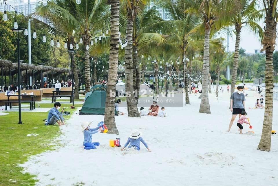 Giá sốc! Bán căn hộ góc cao cấp, 2PN (+1 phòng đa năng), chỉ 1,95 tỷ, tại Vinhomes Ocean Park