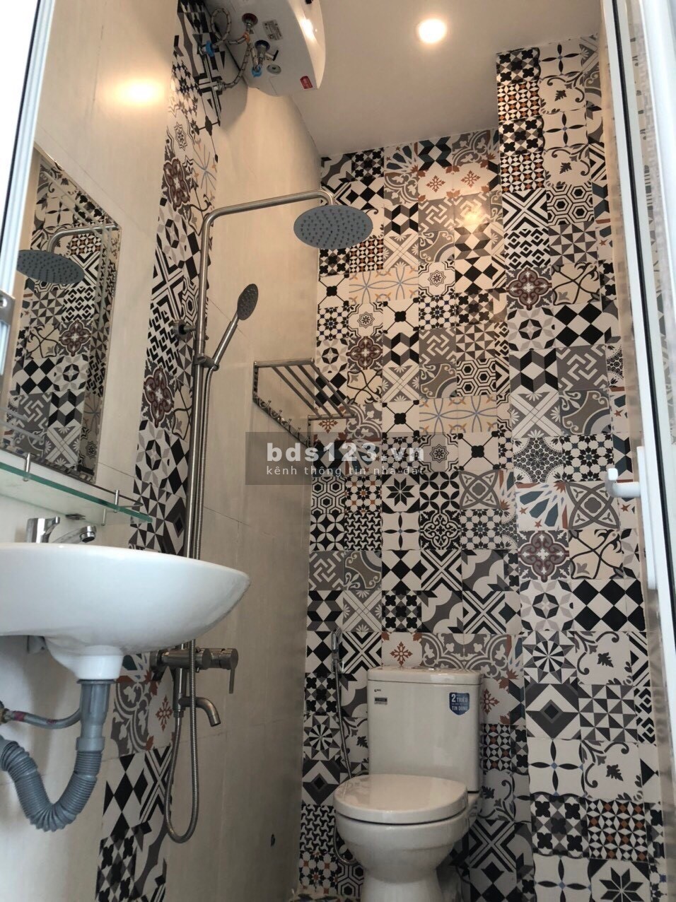 Cần tiền bán nhà 2 tầng Điện Biện Phú, Thanh Khuê, 87M2 CHỈ 3 TỈ