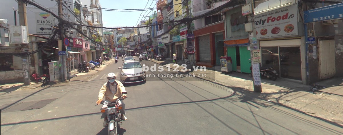 Cho thuê nhà mt Huỳnh Văn Bánh, Phú Nhuận, 60m2, 34 triệu