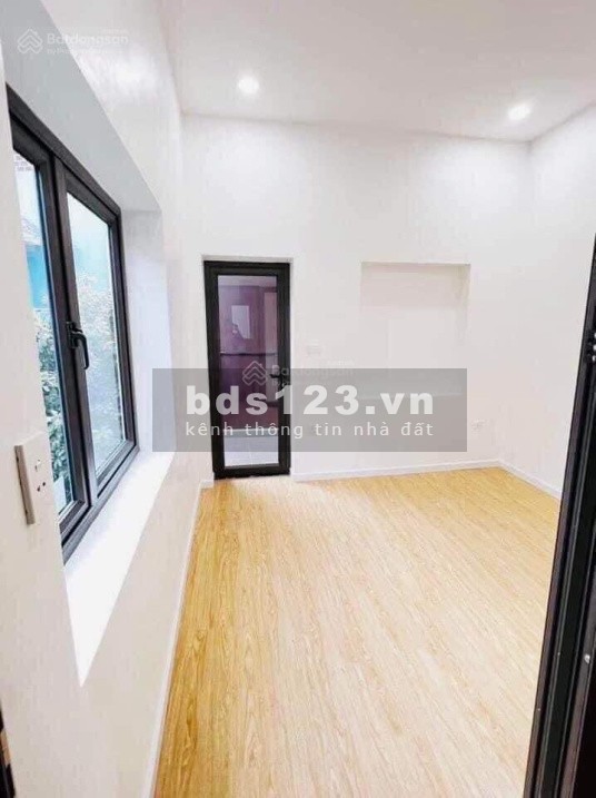Bán nhà riêng Khương Đình 35m² x 4 tầng, vị trí cực đẹp, 10m ra ô tô chỉ từ 3,75 tỷ