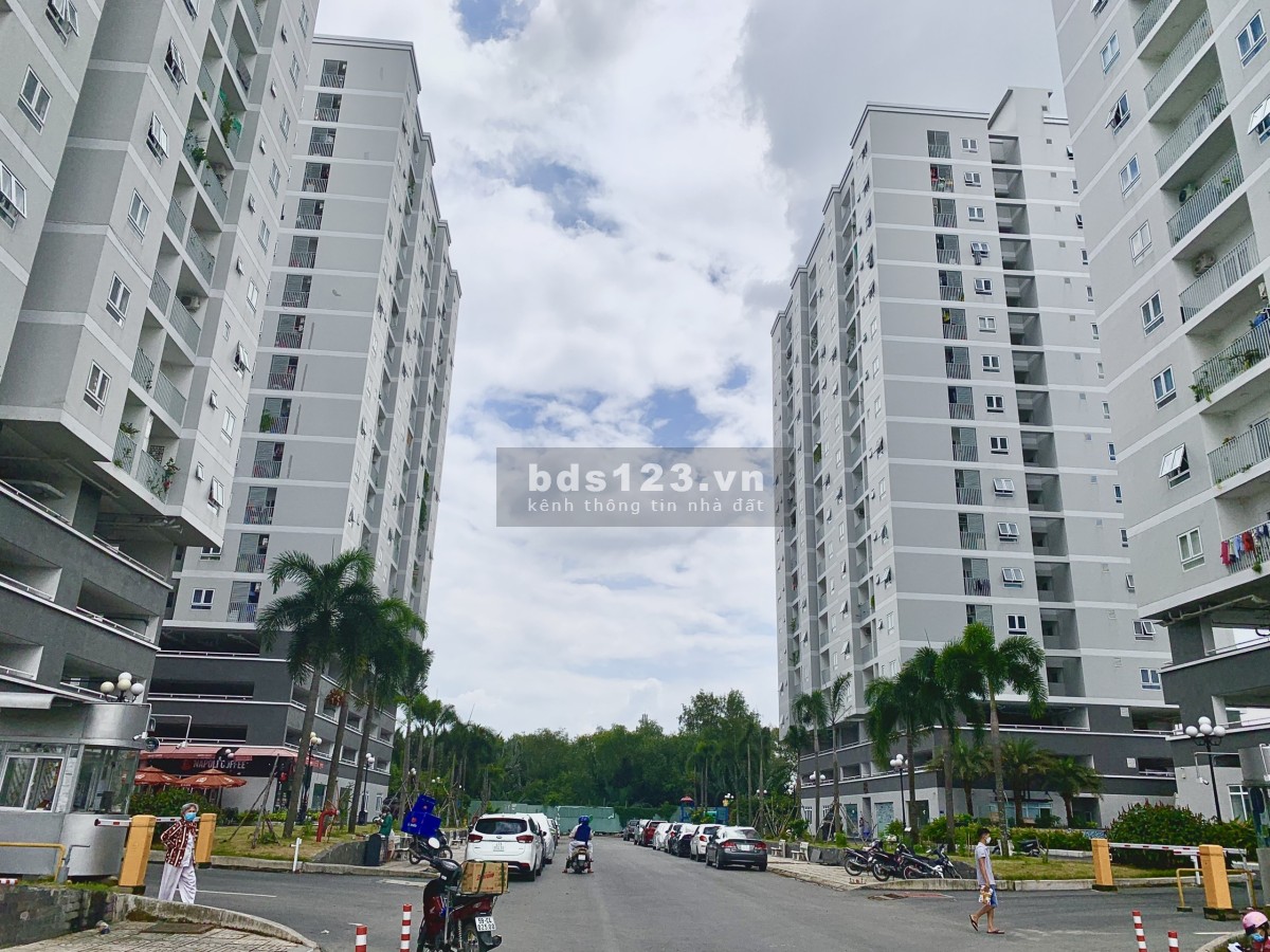 Bán căn hộ góc chính chủ, DT 72m², view Quận 1 giá 1,870 tỷ (bao hết) vay được 1,2 tỷ