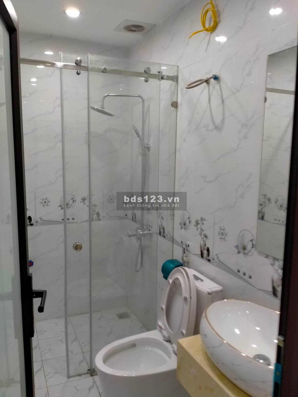 Cần bán nhà Khương Trung ,Thanh Xuân 33m2x3 tầng ,gần Ô TÔ-MỚI chỉ 3,8 tỷ.
