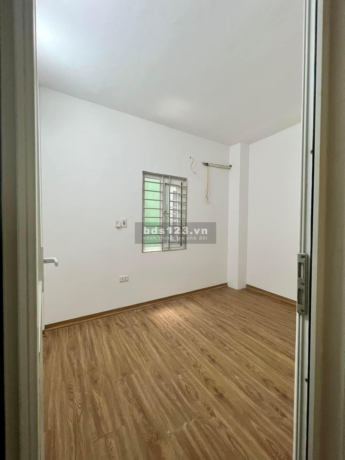 Cần bán nhà Khương Trung ,Thanh Xuân 33m2x3 tầng ,gần Ô TÔ-MỚI chỉ 3,8 tỷ.