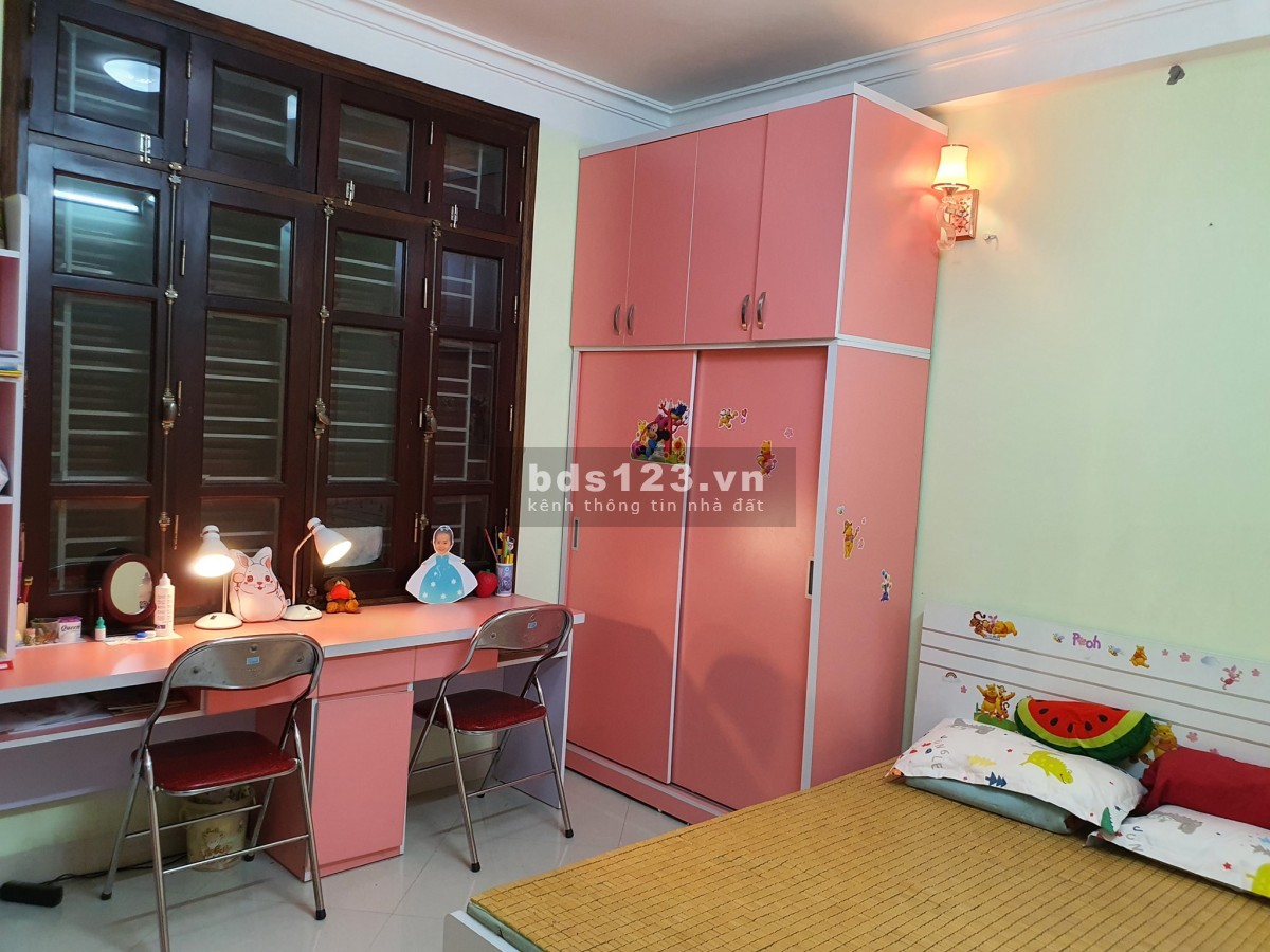 Bán nhà phố Kim Ngưu 55m2, MT 5m, NGÕ THÔNG, GẦN PHỐ, chỉ 5 tỷ.