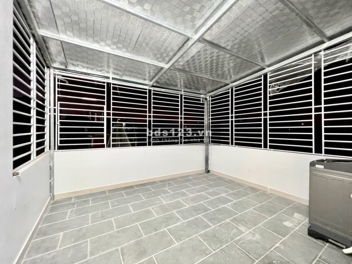 Bán đất vàng còn sót lại phố Trường chinh, 150m2, 10.6 tỷ
