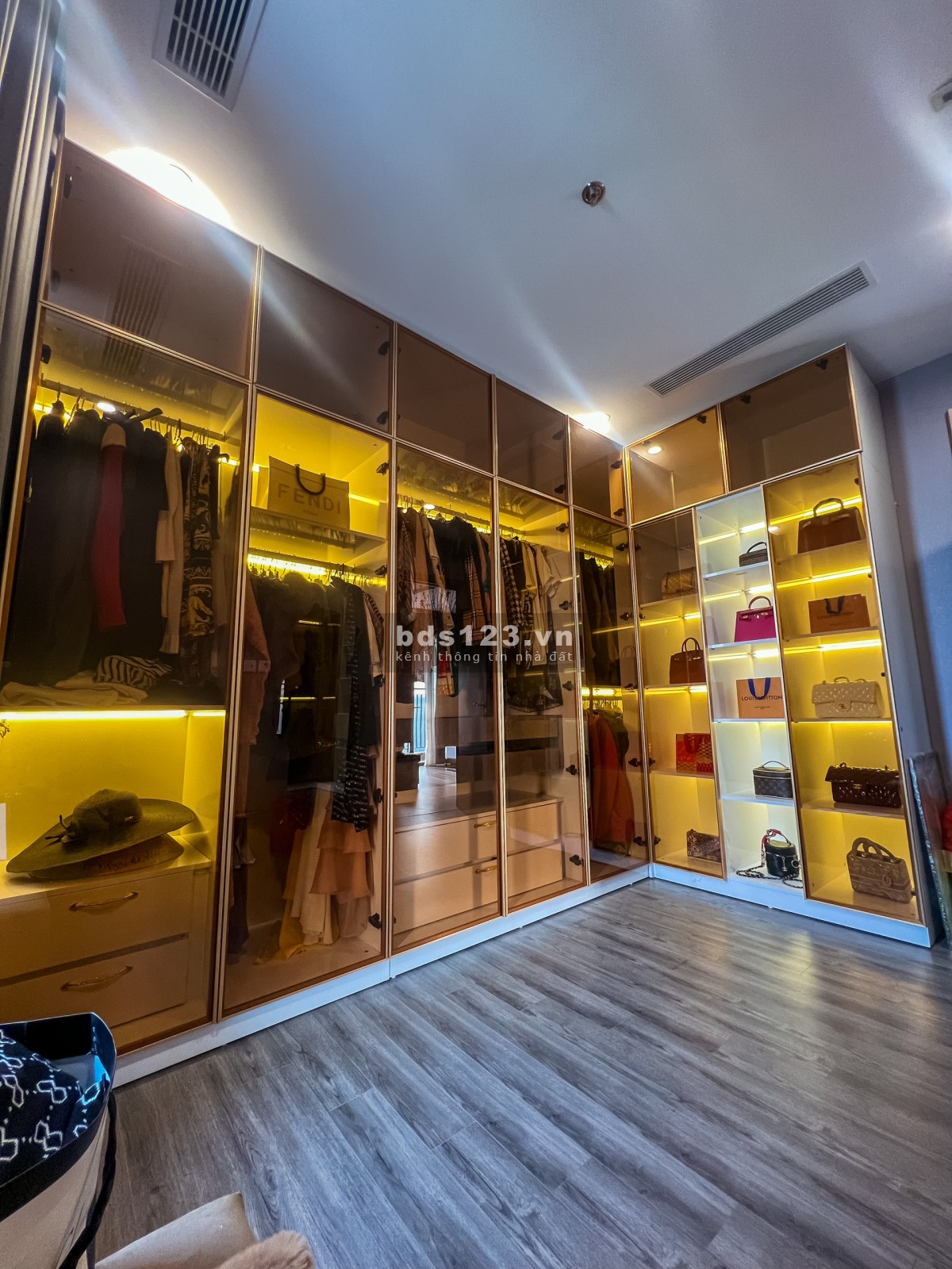 Cắt lỗ bán căn hộ vị trí góc 3N 2VS tầng trung, view ngoại khu tại Zempark chỉ 3.3 tỷ 0965 479 380