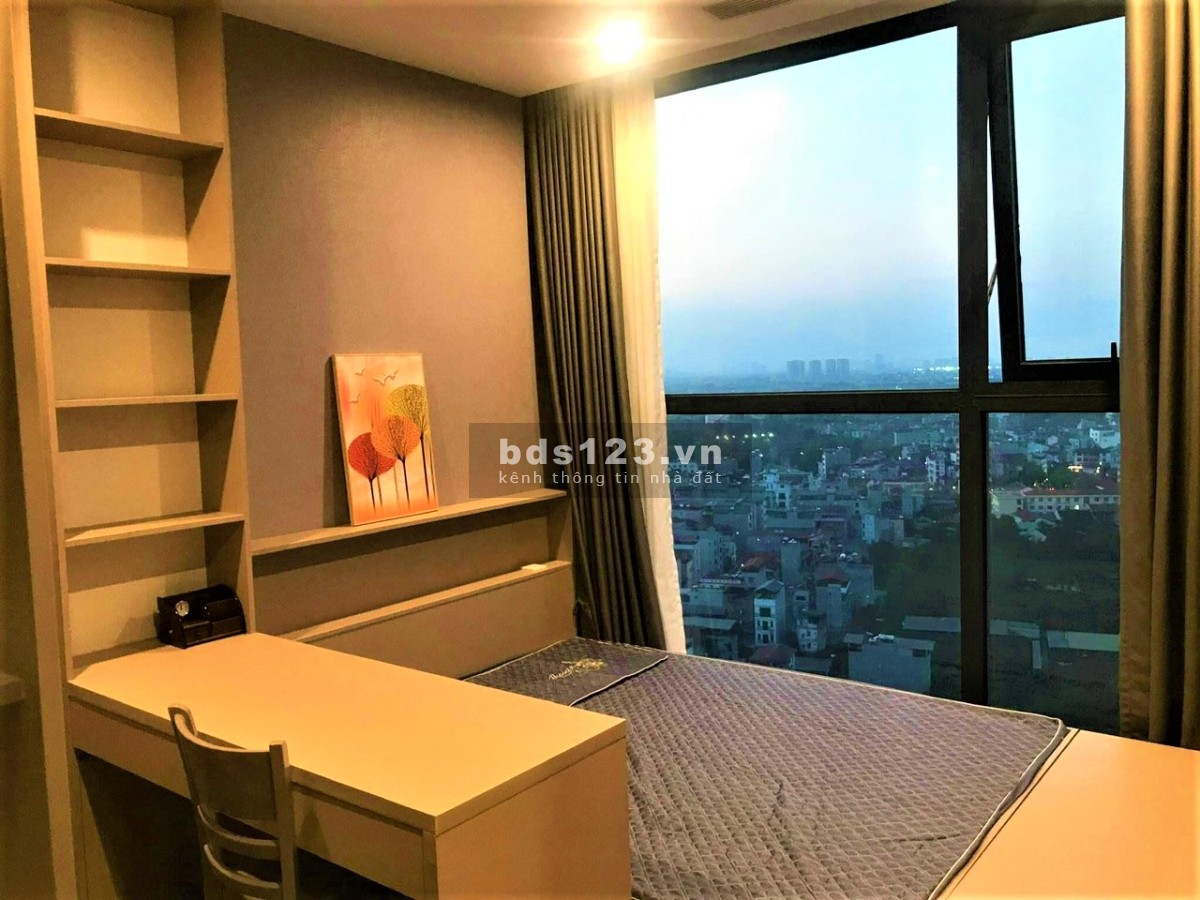 Rẻ bất ngờ! Bán căn hộ cao cấp Rubi, 86m² 3PN2WC, tầng trung, view thoáng, chỉ 3,3 tỷ - Vinhomes OCP