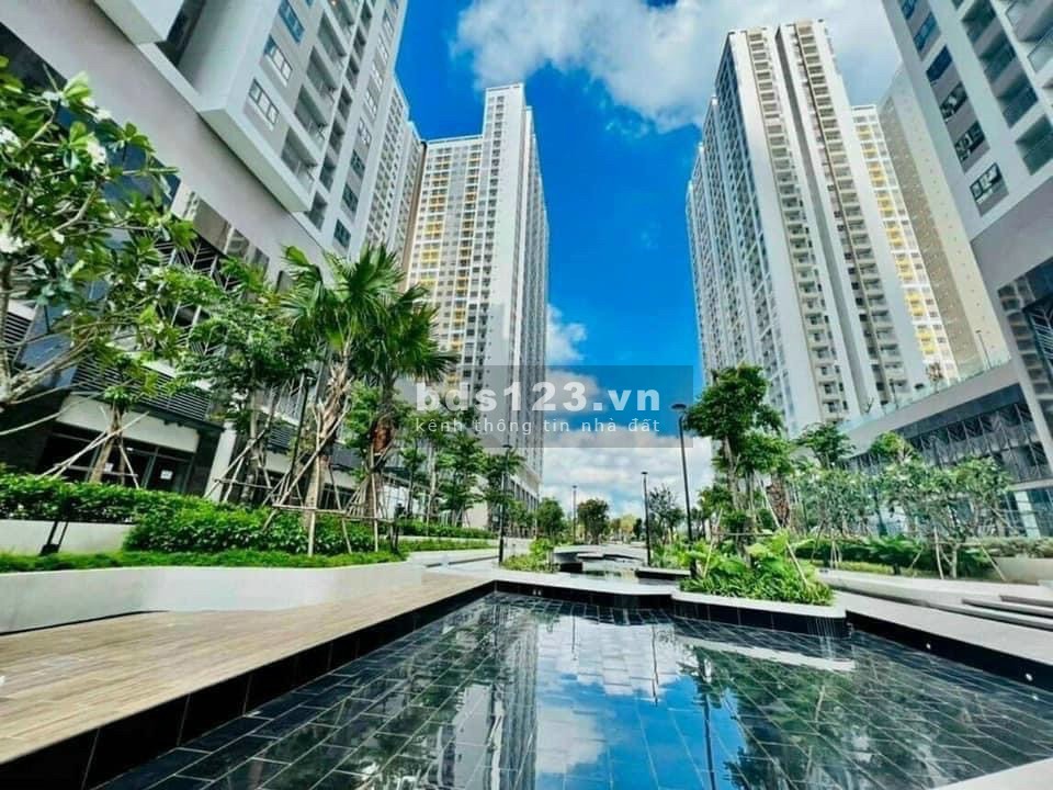 Căn góc 2PN 73m2 Q7 Riverside máy lạnh và rèm cửa giá 8.5triệu