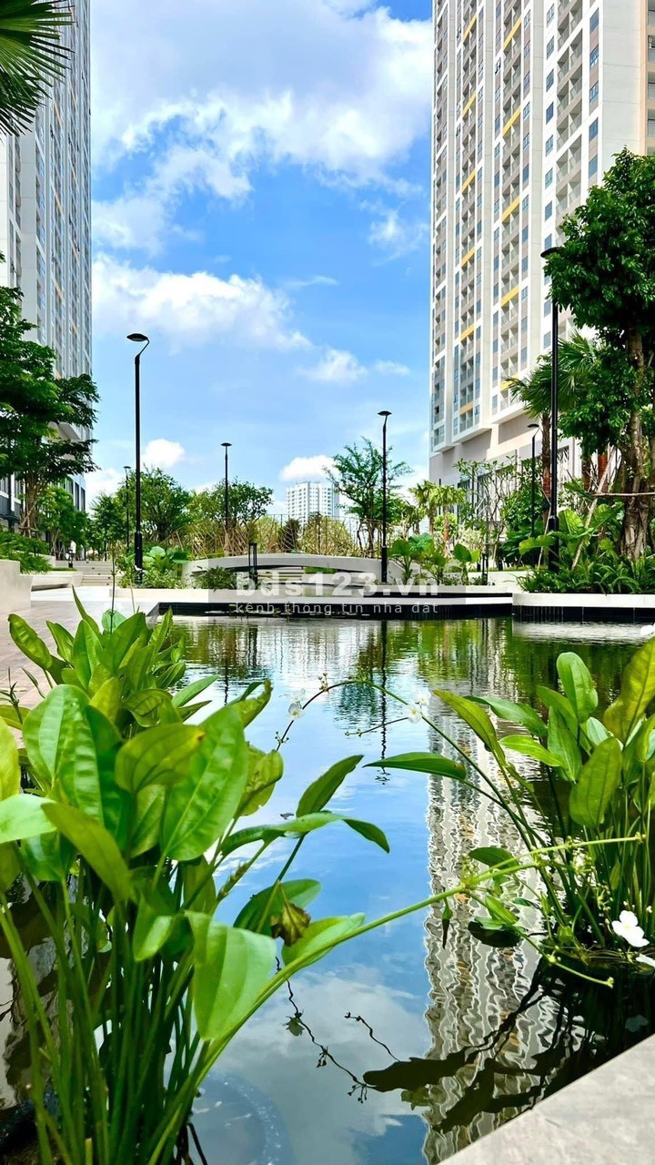 Căn góc 2PN 73m2 Q7 Riverside máy lạnh và rèm cửa giá 8.5triệu