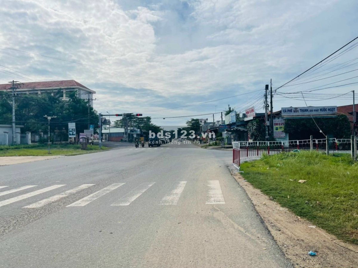 Chỉ 510 triệu sở hữu lô đất 1000m, đường quy hoạch mở lộ giới 20m quy hoạch khu dân cư SHR