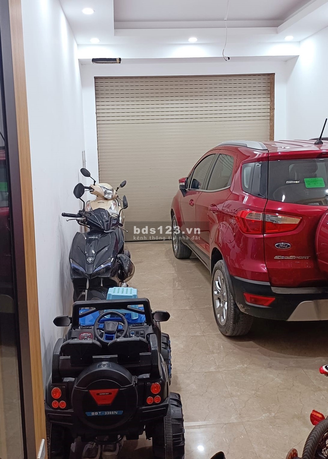 NHÀ ĐẸP ĐẠI LINH, TRUNG VĂN - PHÂN LÔ KD Ô TÔ VÀO NHÀ - 40M 5TẦNG 4TỶ3