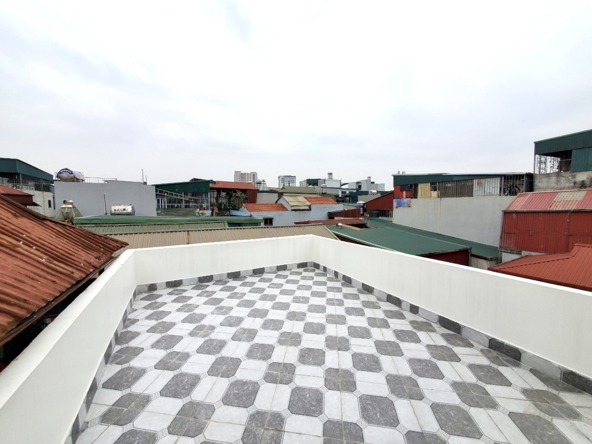 Bán nhà phố Minh Khai, Hai Bà Trưng 39m2 x 5 tầng, Giá 5.55 tỷ.
