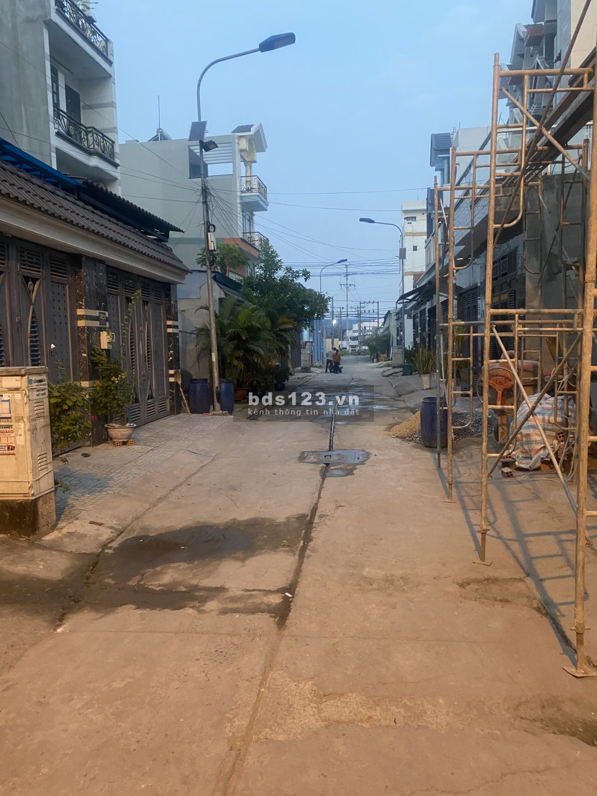 Kẹt tiền cần bán gấp nhà mới chính chủ Bình Tân
