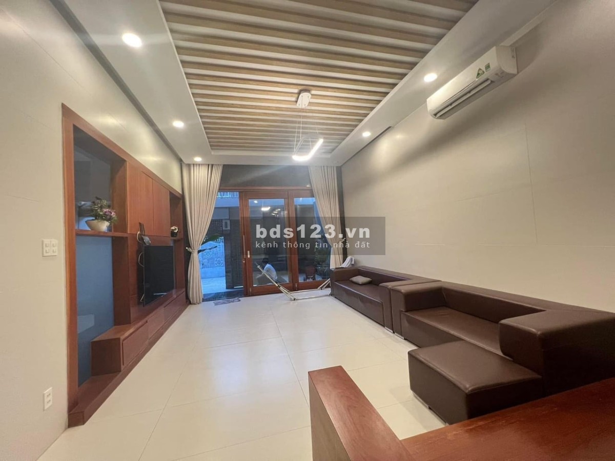 Bán nhà giá rẻ chỉ 4tỷ đường Ngô Đức Kế, quận BÌnh Thạnh, hẻm xe hơi, dt 46M2 ,