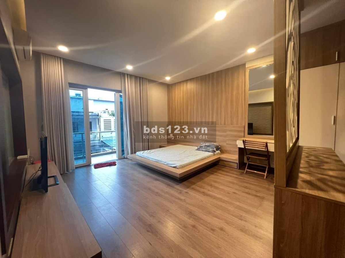 Bán nhà giá rẻ chỉ 4tỷ đường Ngô Đức Kế, quận BÌnh Thạnh, hẻm xe hơi, dt 46M2 ,