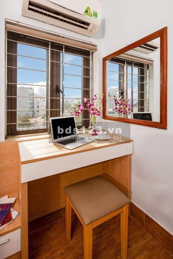 Bán nhà nhanh Toà căn hộ 5 tầng view biển giá 7tỷxx ( giá củ 12tỷ xx )
