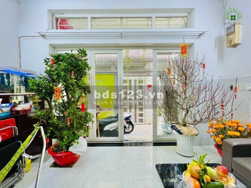Bán nhà mới trên đường Mai Văn Ngọc, Phú Nhuận GIÁ 5,8 TỶ