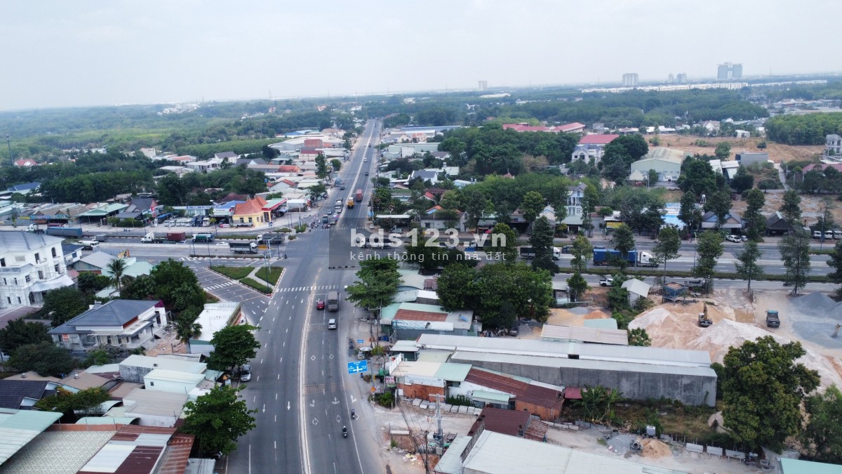 Bán đất sổ sẵn đối diện trường học