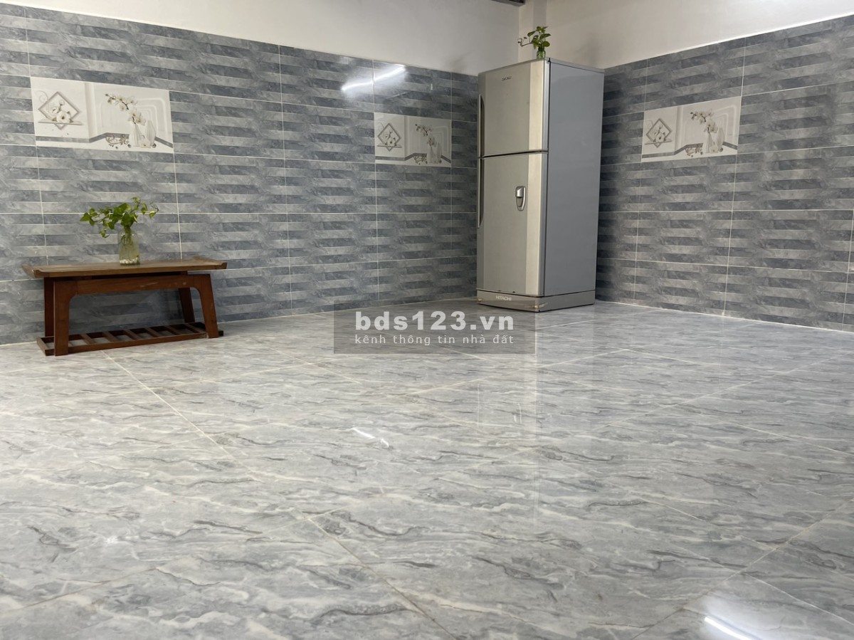 Cho thuê phòng trọ có gác 36m2 lối đi riêng, giờ giấc tự do, Bình Thới, Q11