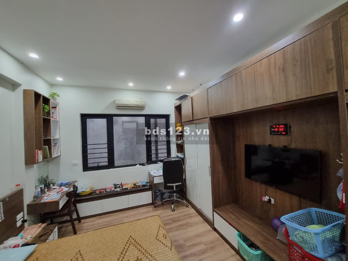 Cho thuê nhà phố Trần quốc vượng, cầu Giấy