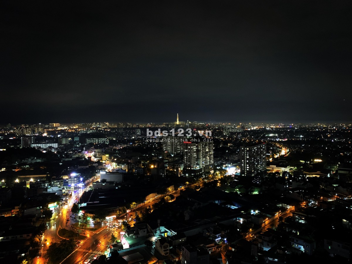 Bán căn hộ căn góc 3pn Opal Boulevard giá 3.5tỷ(bao sổ)view landmark 81 nhà mới chưa qua sử dụng