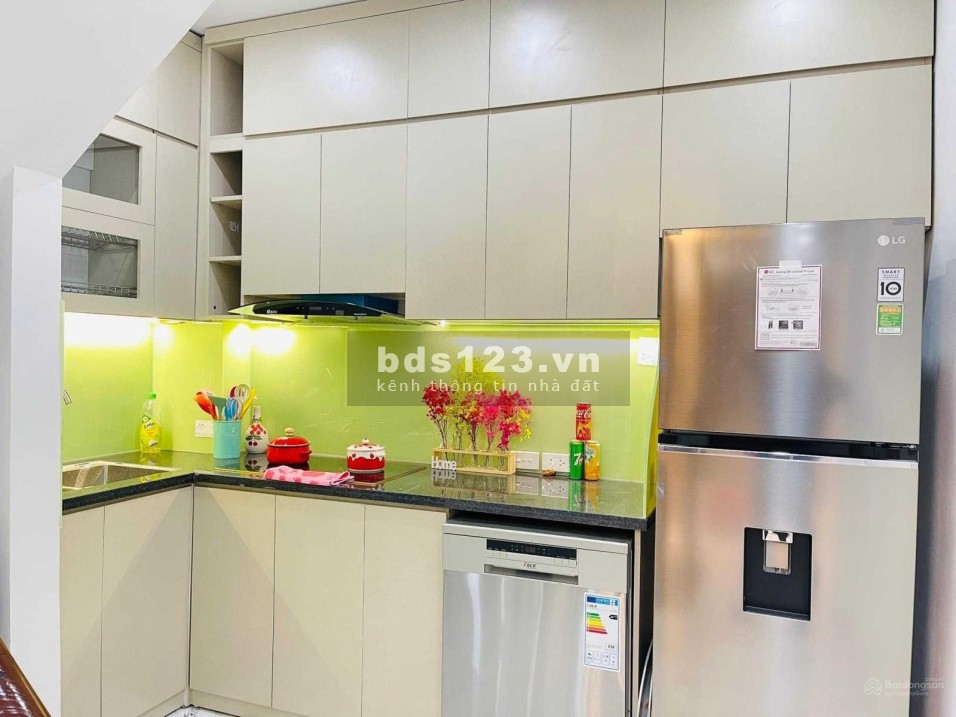 Bán nhà riêng Đại Lộ Thăng Long, Mễ Trì, Nam Từ Liêm. DT 64m², 8 tỷ, thang máy, ôtô, thông thoáng.