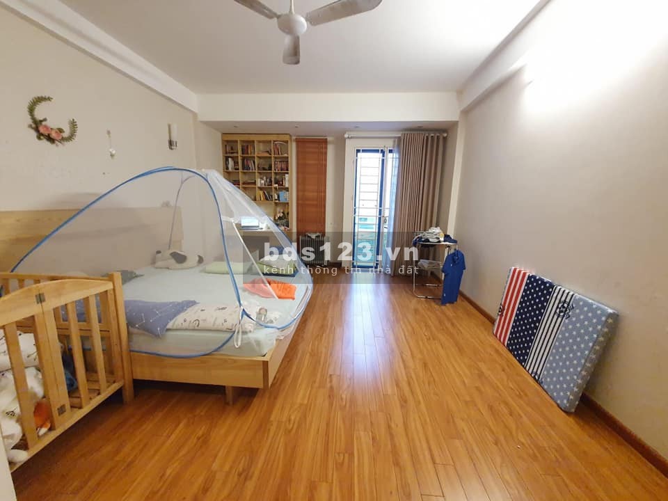 Bán nhà mặt phố Nguyễn Thái Học, Ba Đình. 105m, 3T, MT 4,5m, 42Ty. Phố Vip, Hiếm nhà bán, Kinh Doanh