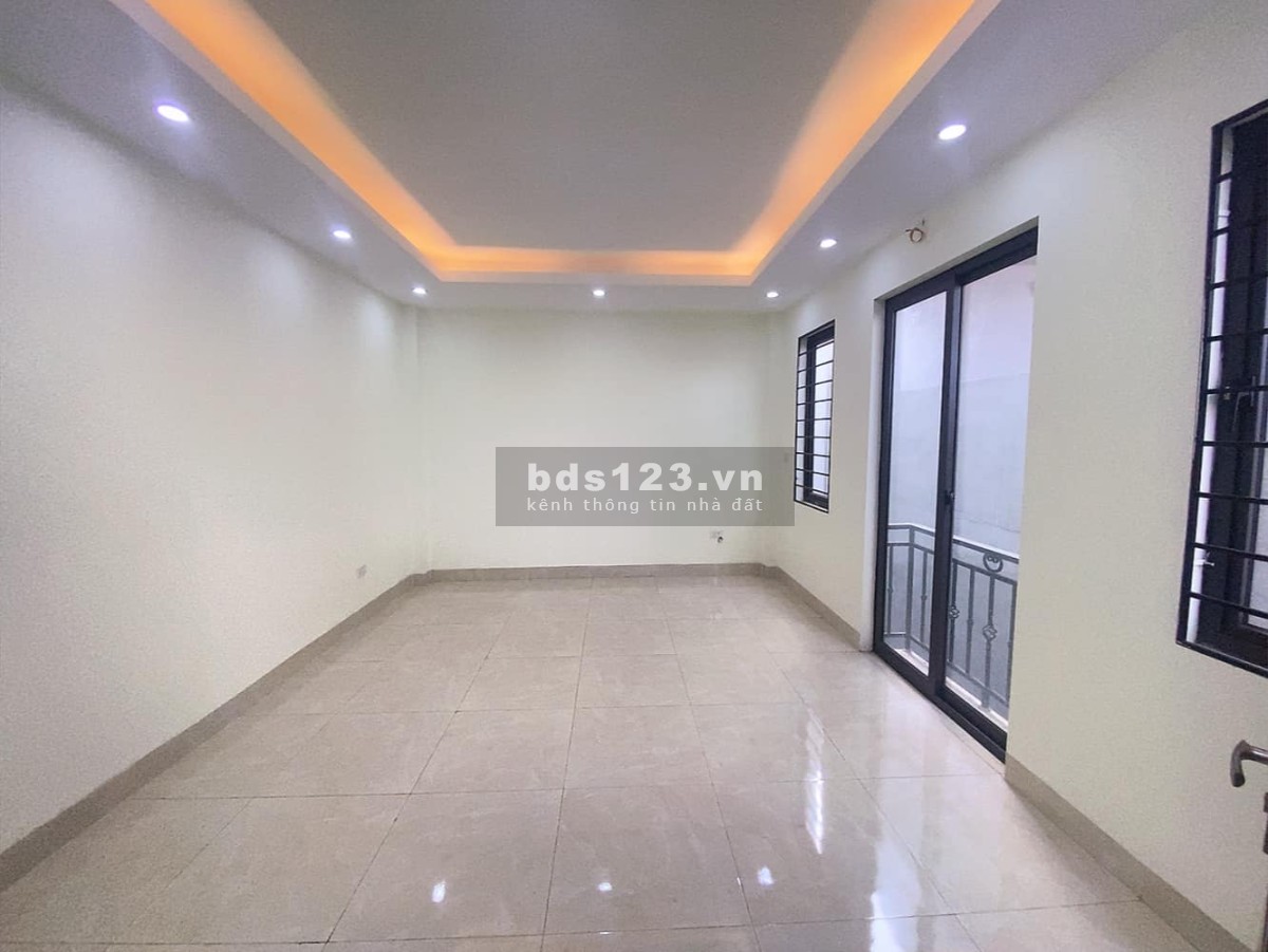 Bán nhà La Dương Hà Đông DT 32m2