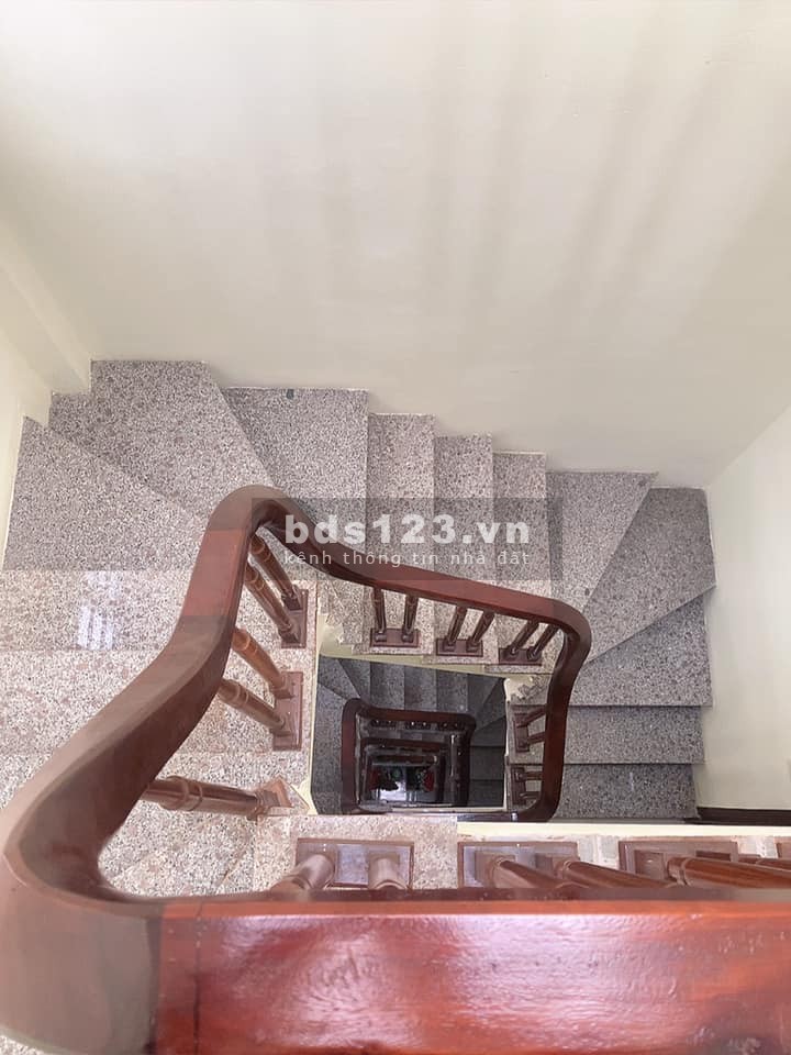 Bán nhà La Dương Hà Đông DT 32m2