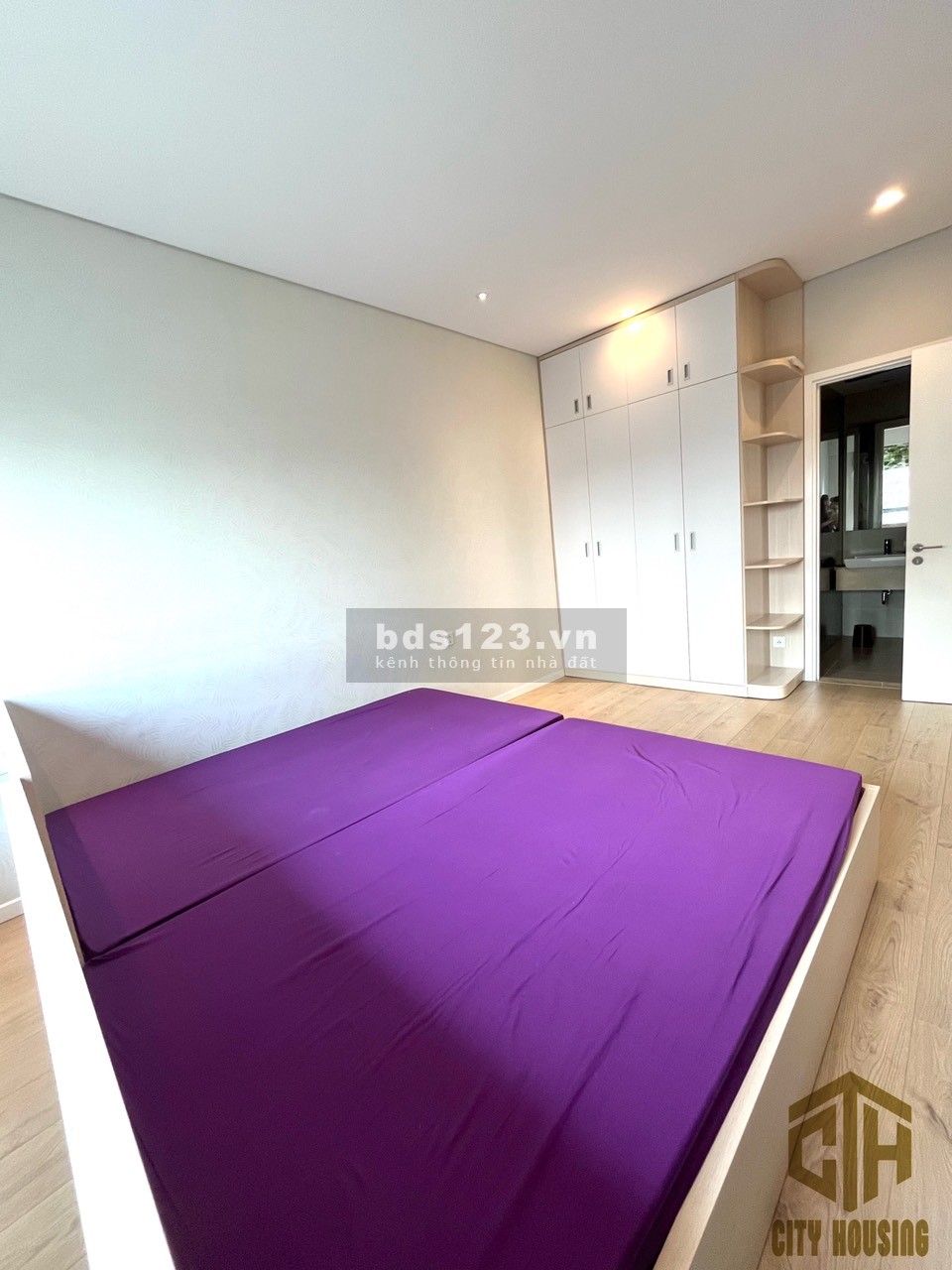 Cho thuê căn hộ Đảo Kim Cương 2PN Tháp Canary Full kính, giá tốt nhất. LH Tâm: 0902.0506.43