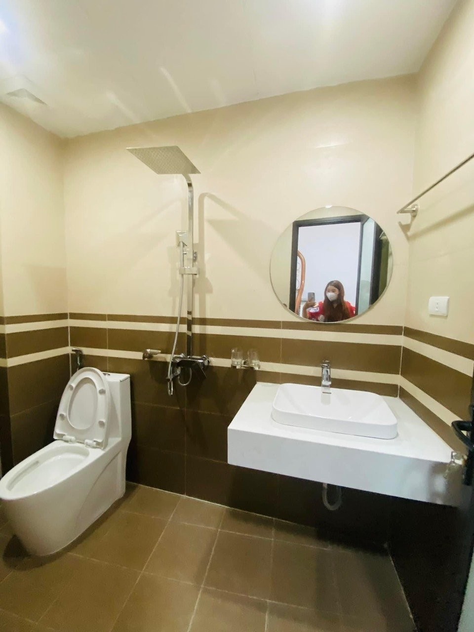 Chính chủ bán nhà phố Lò Đúc - DT 34m2 x 5 Tầng. MT 6.3 m. Giá đẹp 4.6 tỷ.