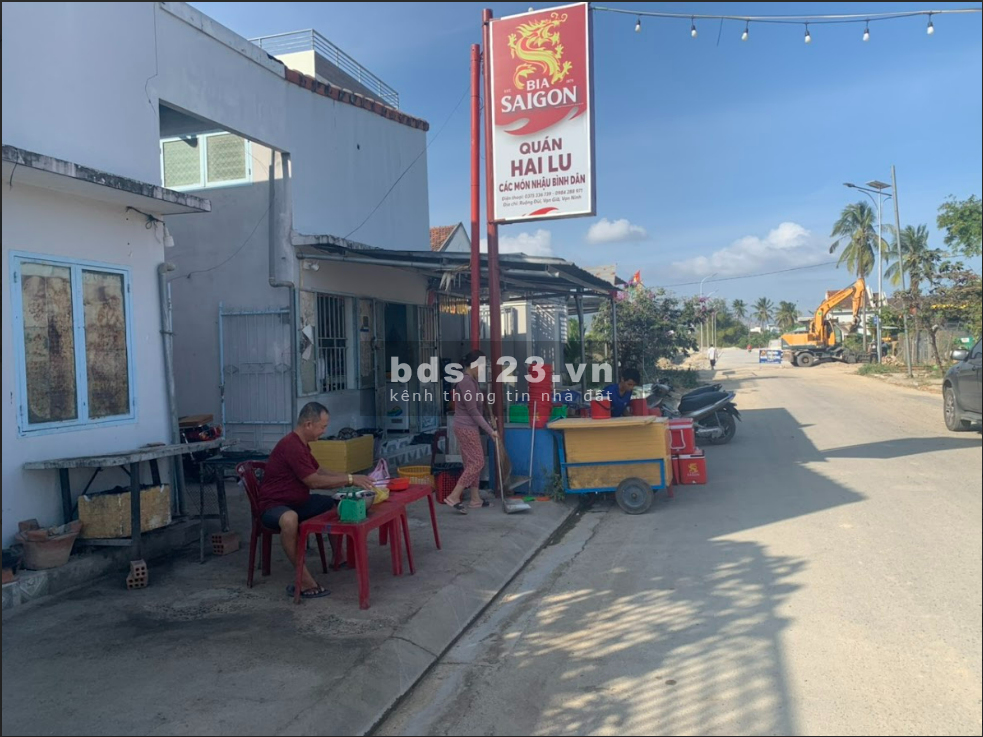 Bán đất nhà diện tích 226,8m2, tại Vạn Giã Vạn Ninh, full thổ cư, 5 ty 5
