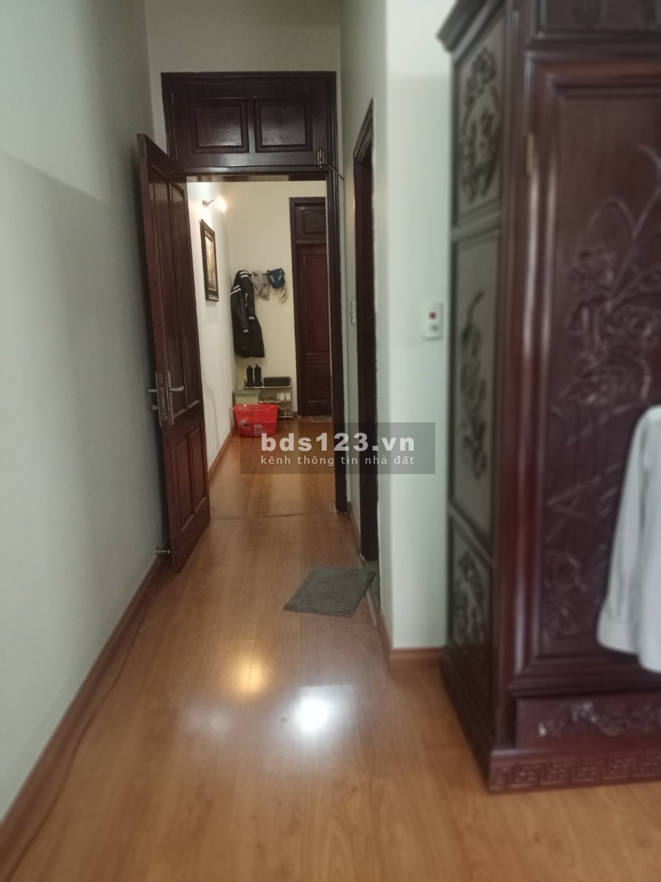 Bán nhà riêng trên đường Lạc Long Quân, Tây Hồ